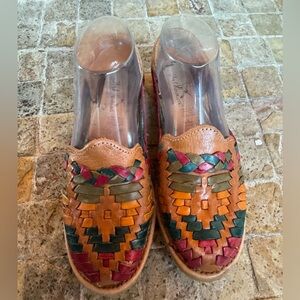 🔴$3 sale bundle only🔴Colorful leather huaraches / sandals * please read